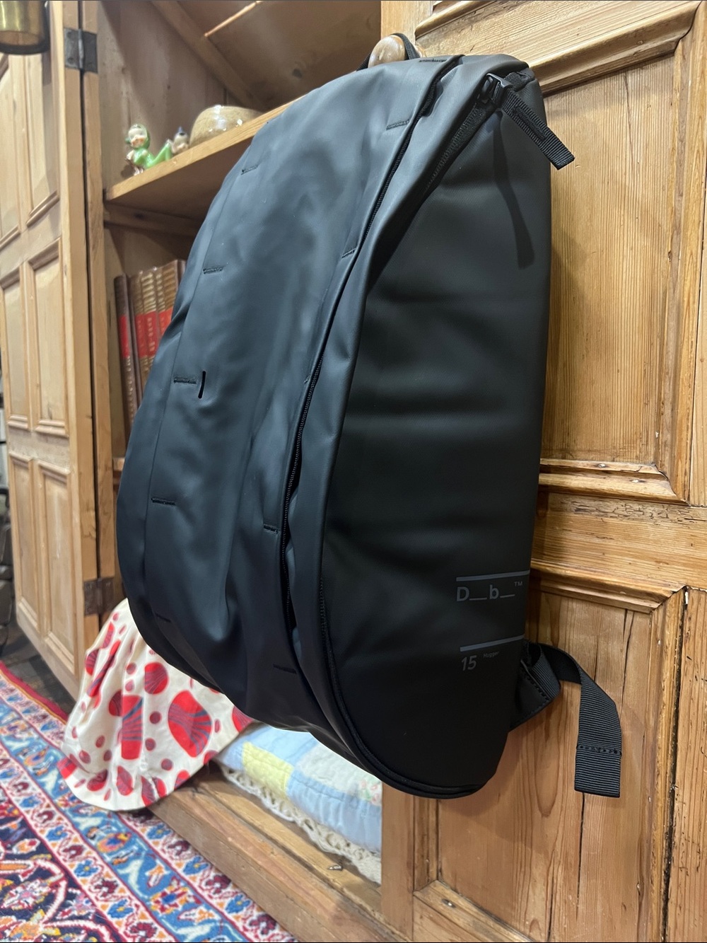 NWOT Db Journey 15L Hugger Backpack